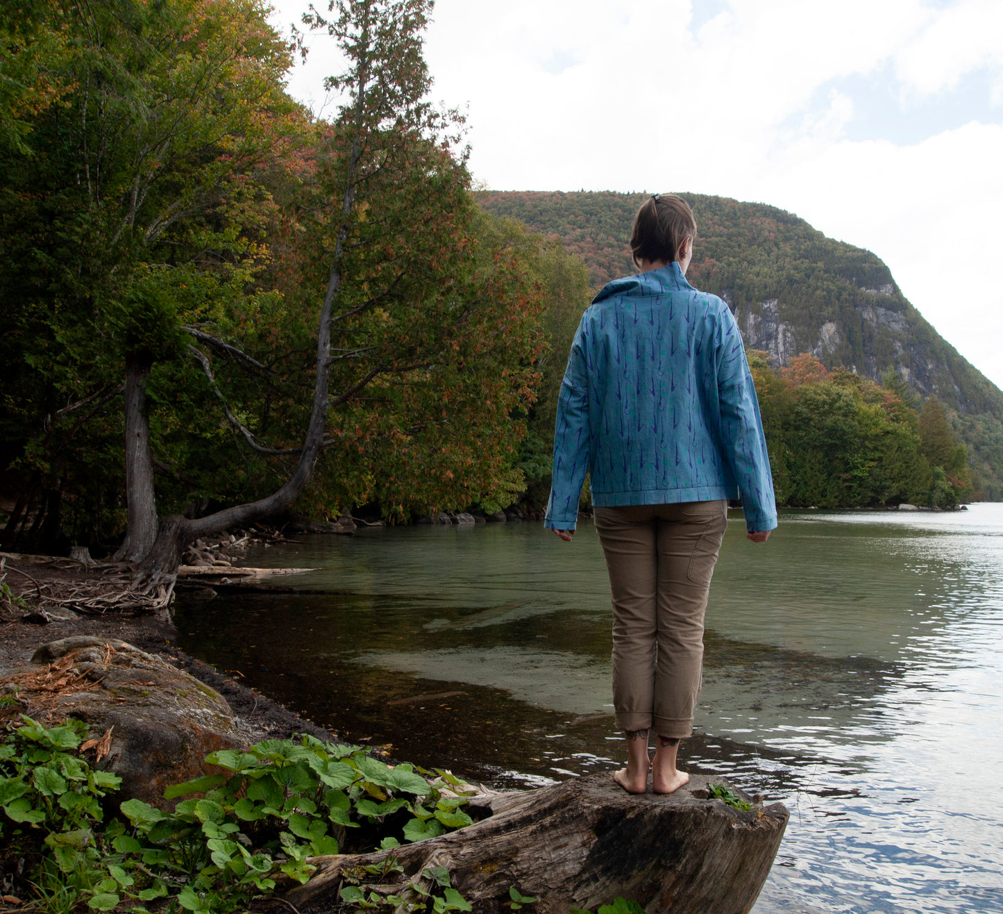 Blue Linen Pullover with Popped Collar