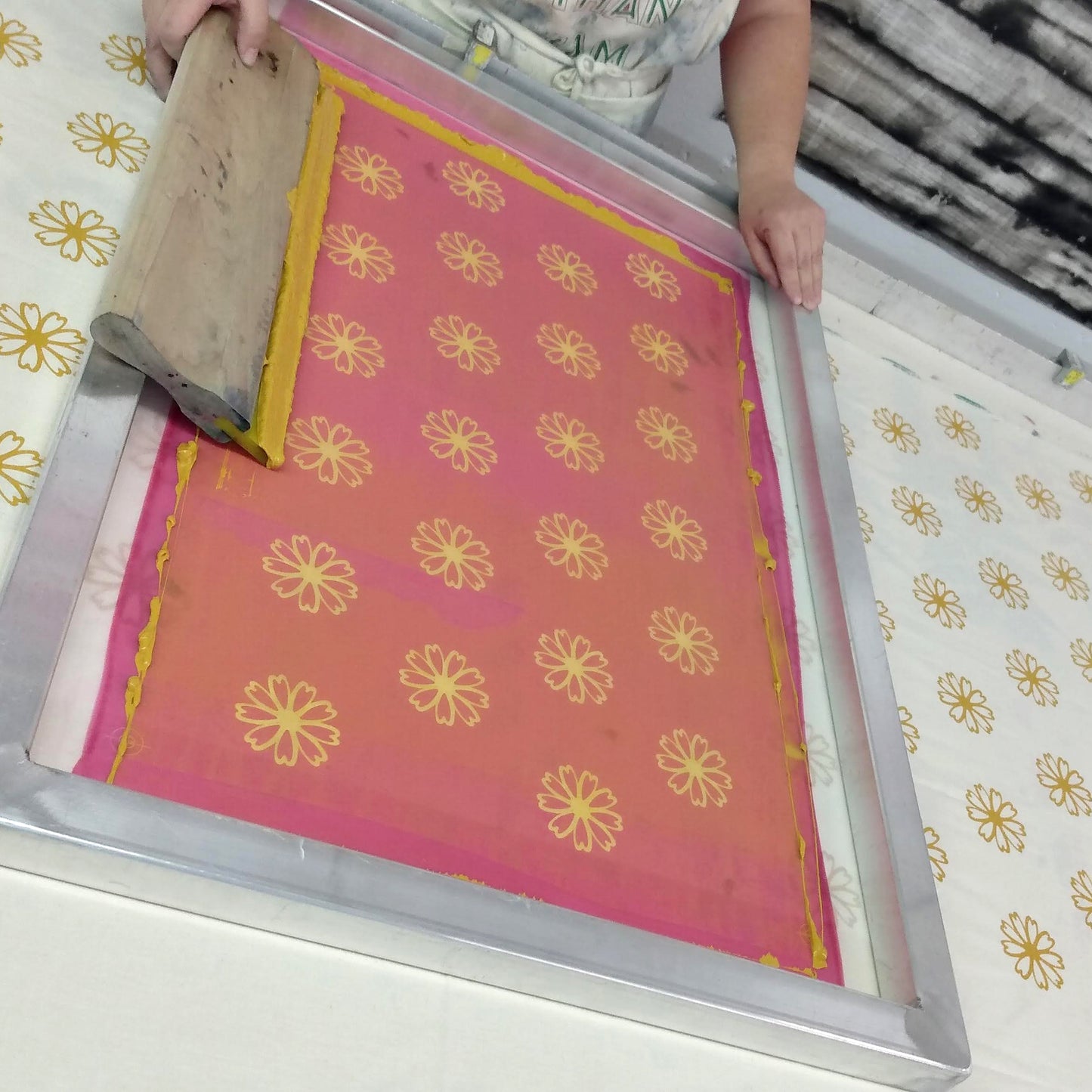 Textile Screenprinting Private Workshop: Repeat Pattern Printing