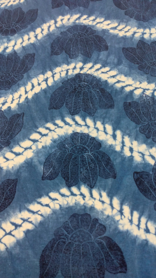Indigo Dyed Linen with Flower Blockprint Center Piece