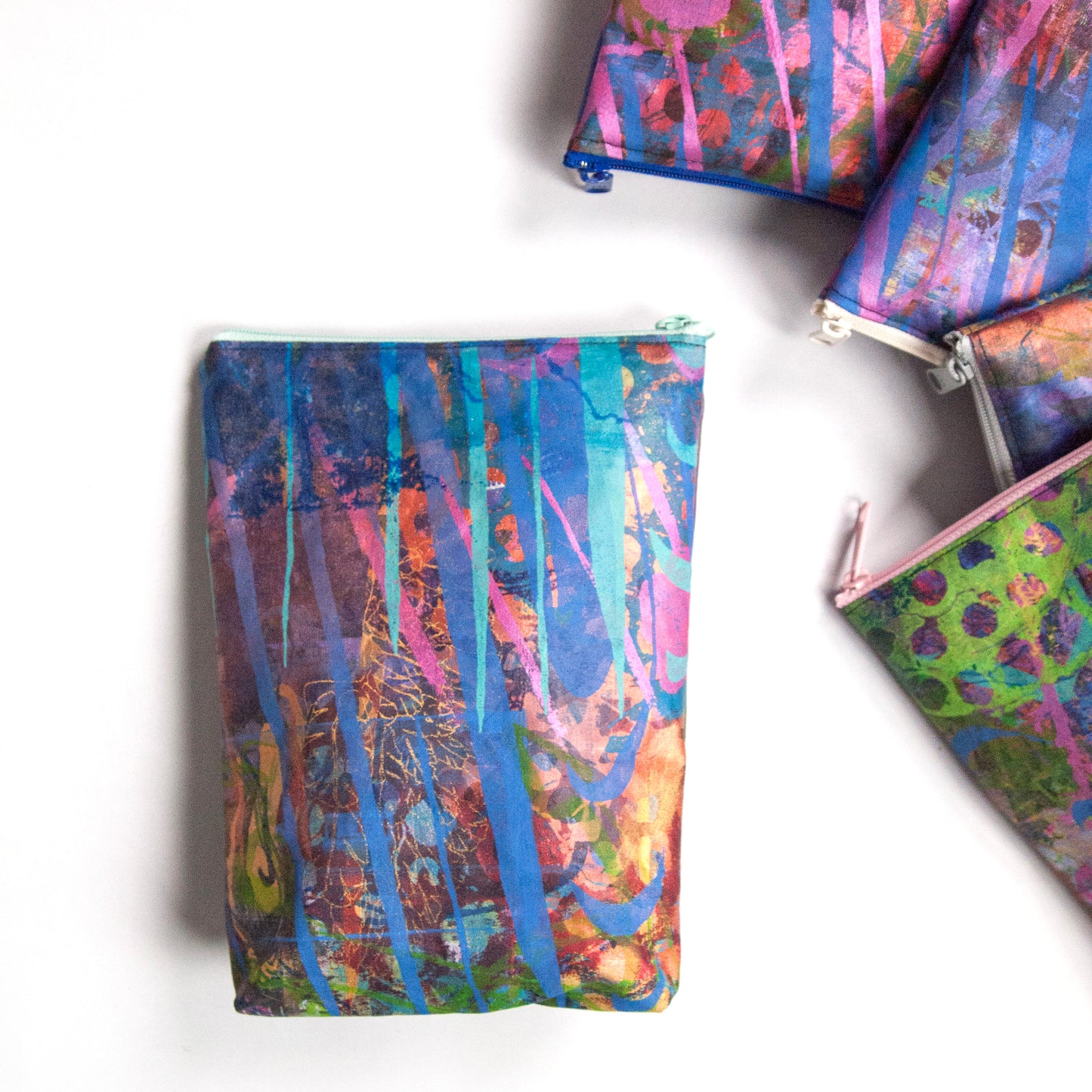 Print Table Drop-clothe Zip Pouch